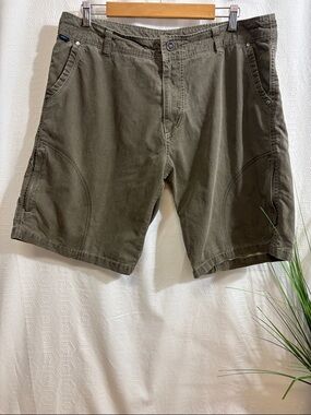 Kuhl Vintage Patina Dye Shorts Mens 36 Olive